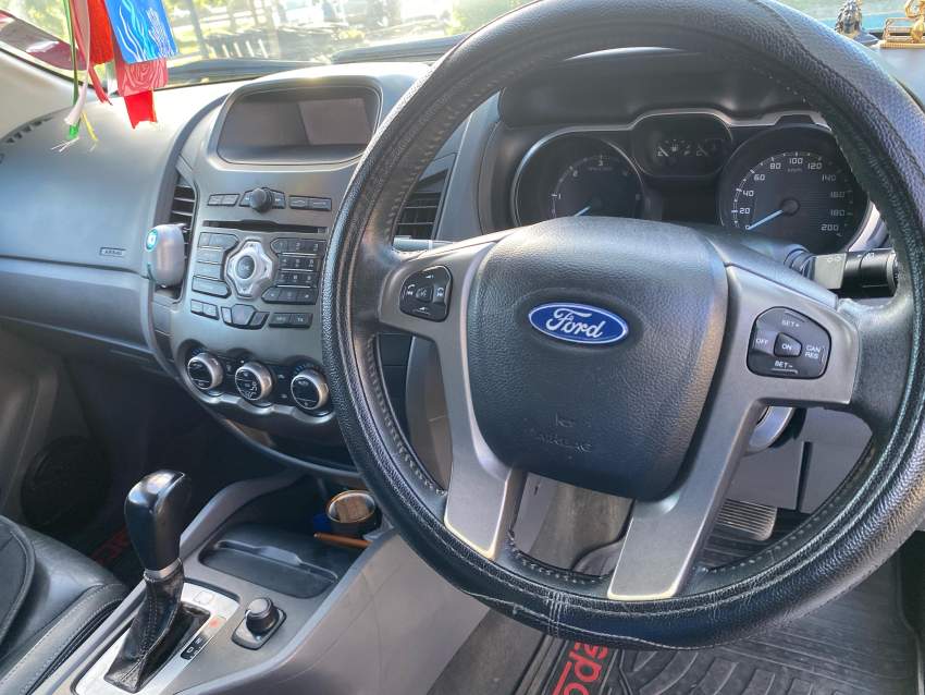 FOR SALE: 2012 Ford Ranger Limited - 6 - Pickup trucks (4x4 & 4x2)  on Aster Vender