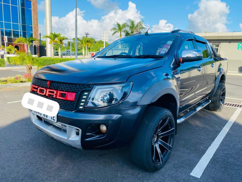 FOR SALE: 2012 Ford Ranger Limited - 1 - Pickup trucks (4x4 & 4x2)  on Aster Vender