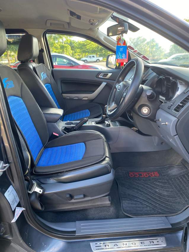 FOR SALE: 2012 Ford Ranger Limited - 5 - Pickup trucks (4x4 & 4x2)  on Aster Vender