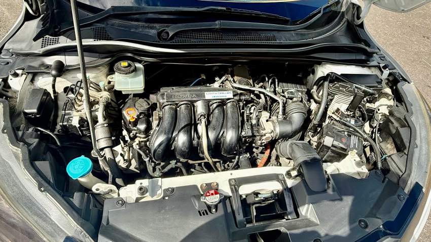 2014 HONDA VEZEL Z PACKAGE HYBRID - 5 - SUV Cars  on Aster Vender