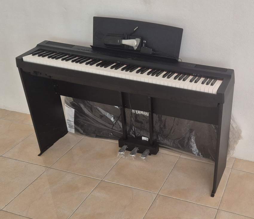 Digital Piano for Sale - 1 - Piano  on Aster Vender