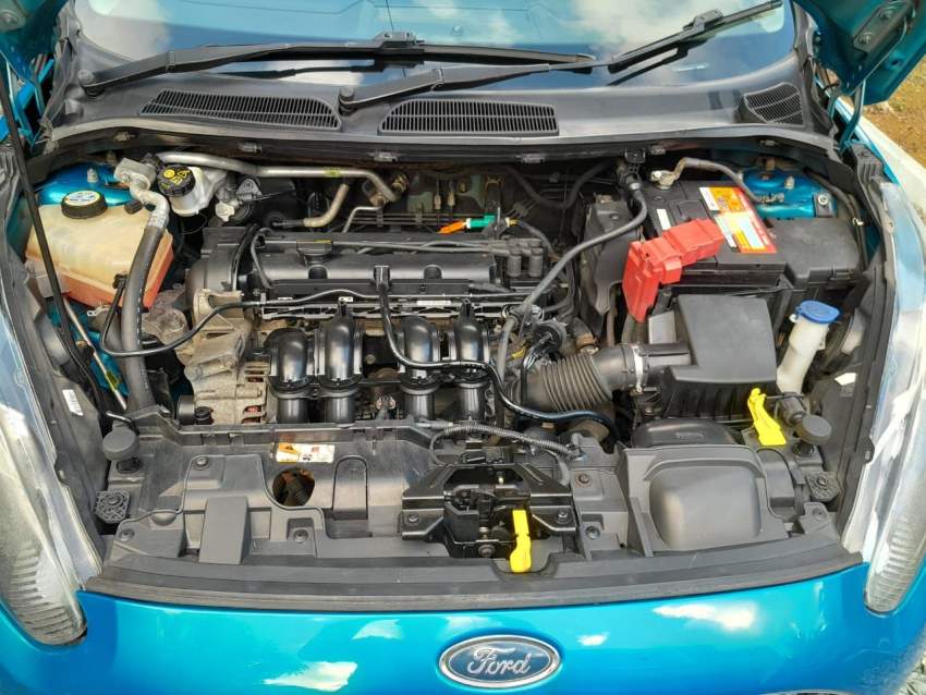 FOR SALE: 2013 FORD FIESTA - 4 - Family Cars  on Aster Vender