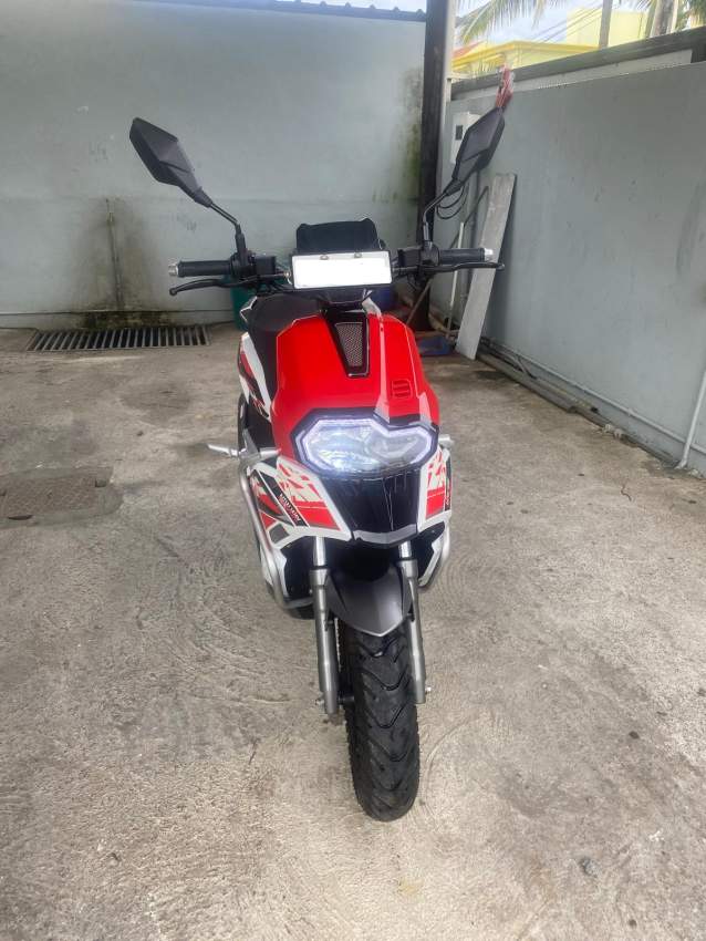NEW WAY BWX 125cc - used for only 5 months like new!!! - 1 - Scooters (upto 50cc)  on Aster Vender