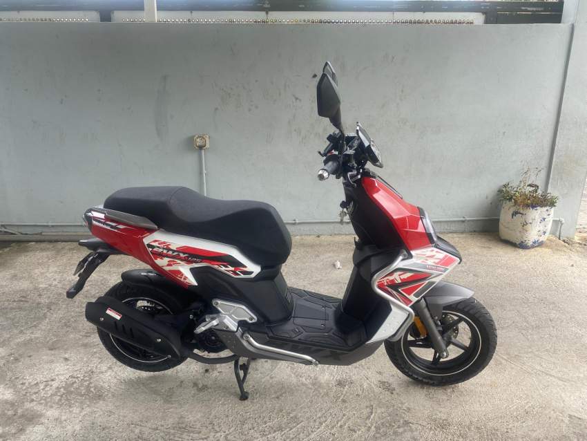 NEW WAY BWX 125cc - used for only 5 months like new!!! - 2 - Scooters (upto 50cc)  on Aster Vender