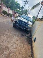 Hilux dec 07 for sale - 1 - Pickup trucks (4x4 & 4x2)  on Aster Vender