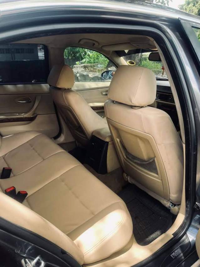 BMW 325i Automatic  2006 - 5 - Luxury Cars  on Aster Vender