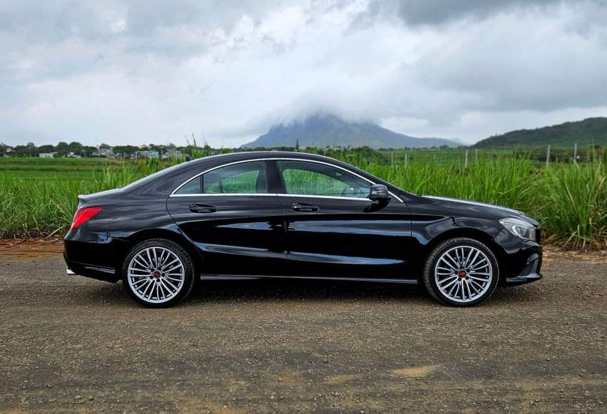 FOR SALE: MERCEDES-BENZ CLA200 2014 - 2 - Luxury Cars  on Aster Vender