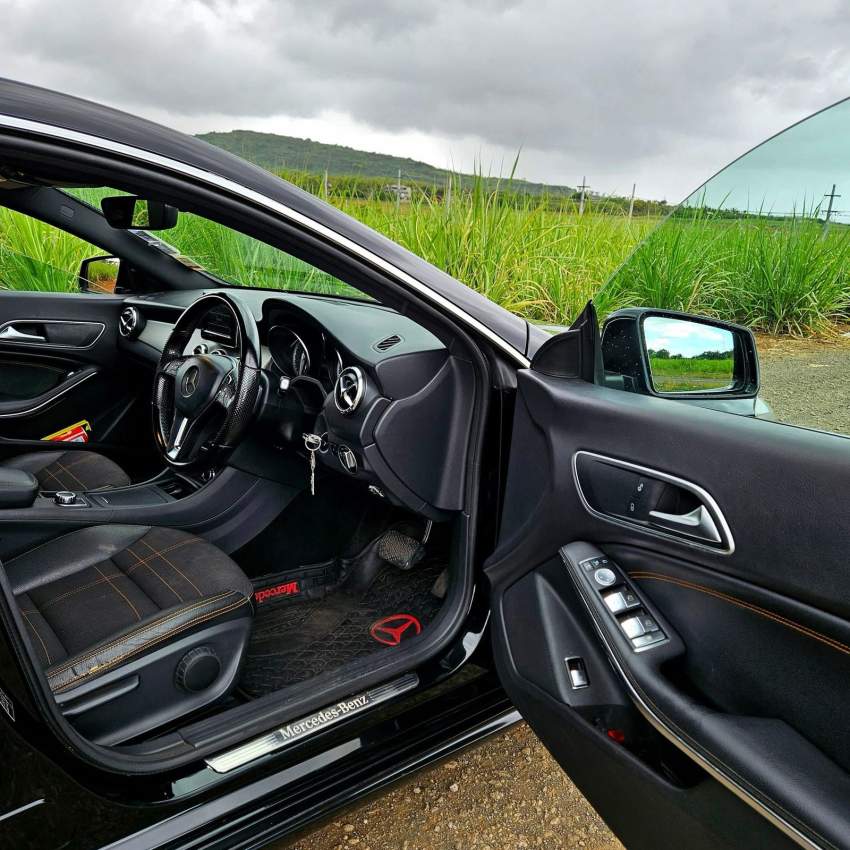FOR SALE: MERCEDES-BENZ CLA200 2014 - 6 - Luxury Cars  on Aster Vender
