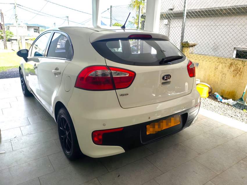 Kia Rio – 2015 - 2 - Compact cars  on Aster Vender