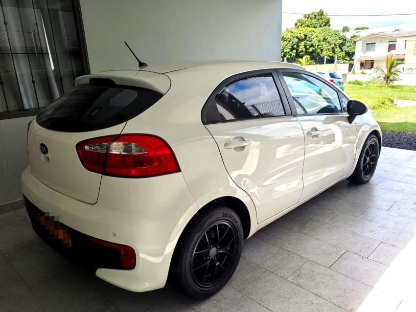 Kia Rio – 2015 - 4 - Compact cars  on Aster Vender