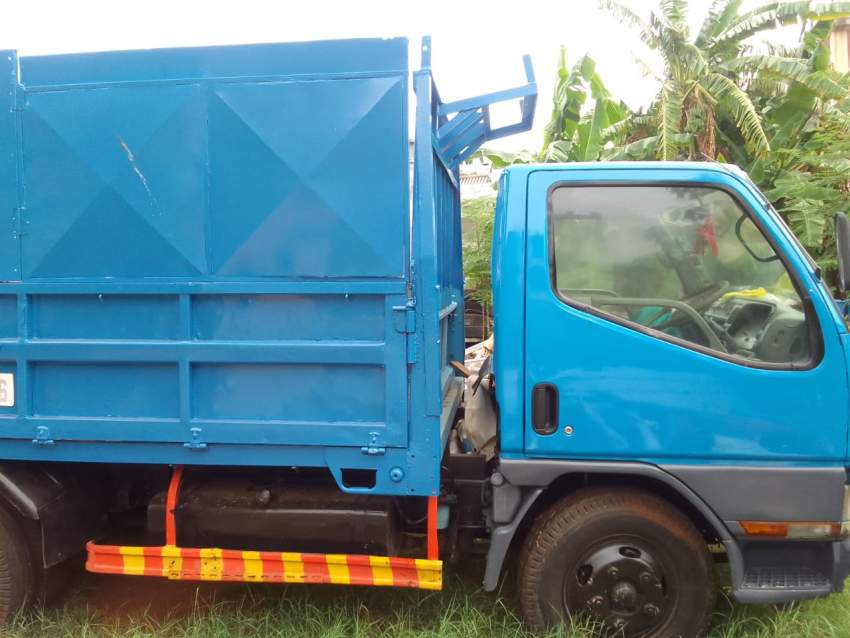 Sale of Lorry - 2 - Small trucks (Camionette)  on Aster Vender