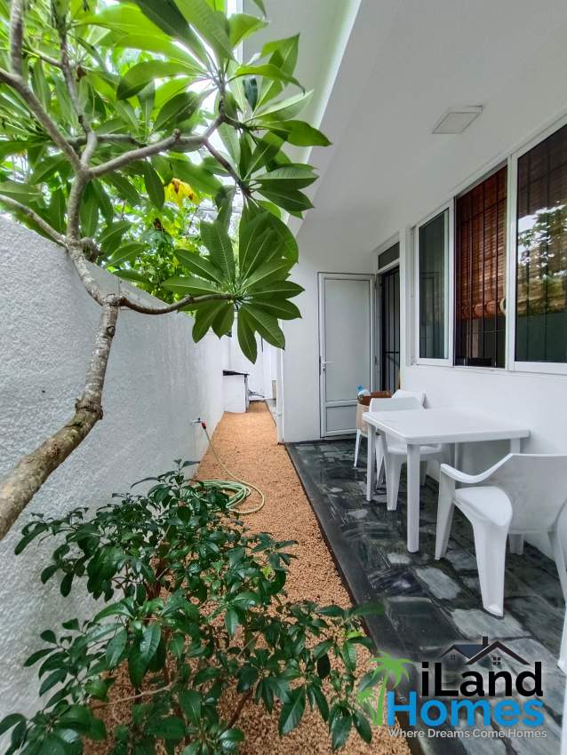 Villa (duplex) for Rent – Cap Malheureux - 8 - House  on Aster Vender