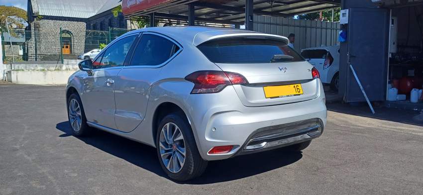 CITROEN DS4 2016 - 2 - Compact cars  on Aster Vender