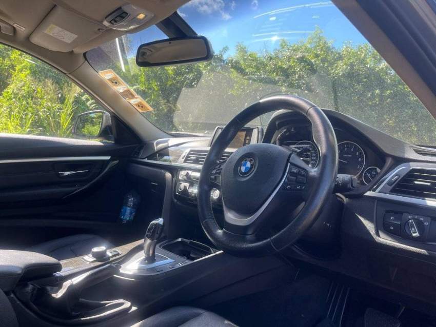 BMW 318i Luxury Line 2016 - 9 - Luxury Cars  on Aster Vender