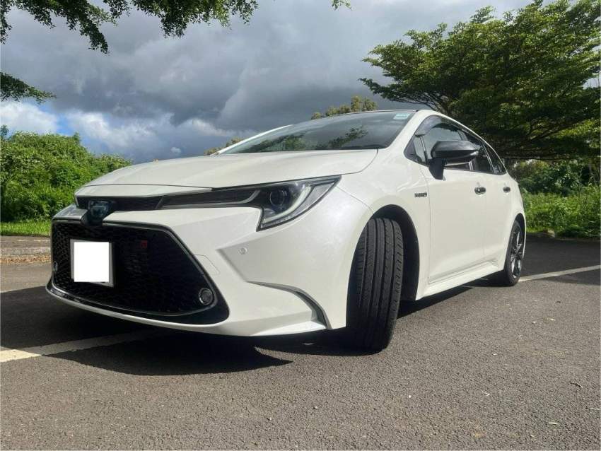 TOYOTA COROLLA Touring 2020 - 2 - Family Cars  on Aster Vender