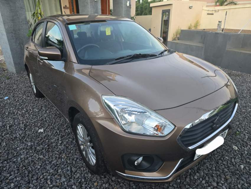 SUZUKI DZIRE 2020 - 3 - Family Cars  on Aster Vender