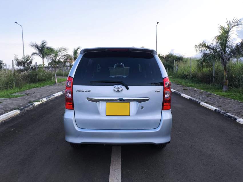Toyota Avanza 1.5 G (Manual – Top Model) - 3 - Family Cars  on Aster Vender