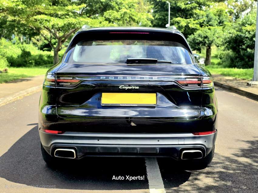 Porsche Cayenne Hybrid 2022 - 3 - Luxury Cars  on Aster Vender