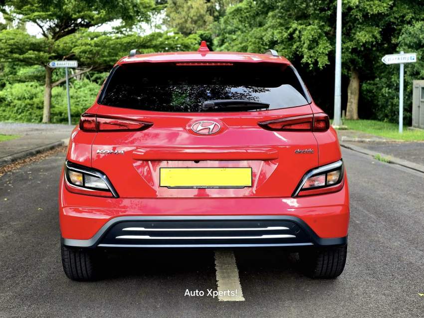 HYUNDAI KONA ELECTRIC  2023 - 4 - SUV Cars  on Aster Vender
