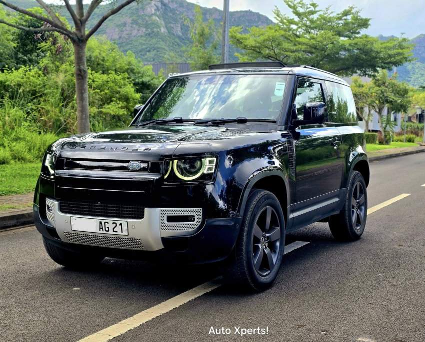 Land Rover Defender 2 door 2021 - 2 - SUV Cars  on Aster Vender