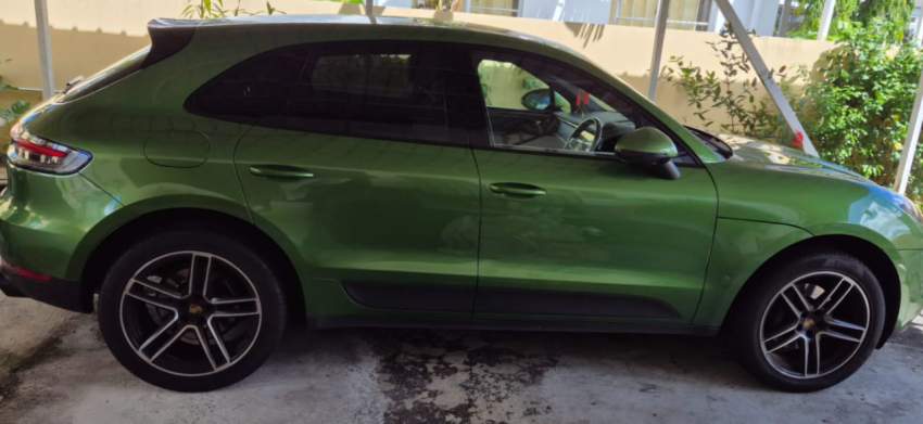Porsche Macan 2020 - 2 - SUV Cars  on Aster Vender