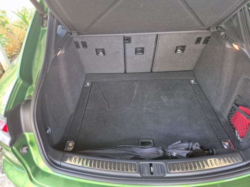 Porsche Macan 2020 - 6 - SUV Cars  on Aster Vender