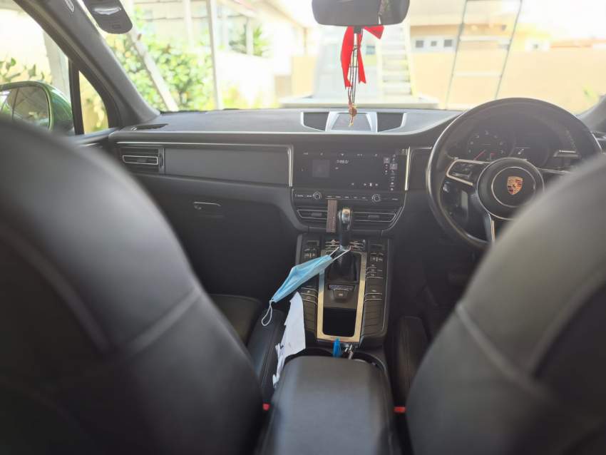 Porsche Macan 2020 - 9 - SUV Cars  on Aster Vender