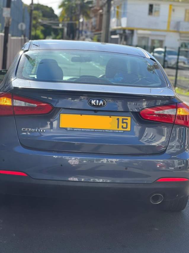 Kia Cerato 2015 - 2 - Family Cars  on Aster Vender