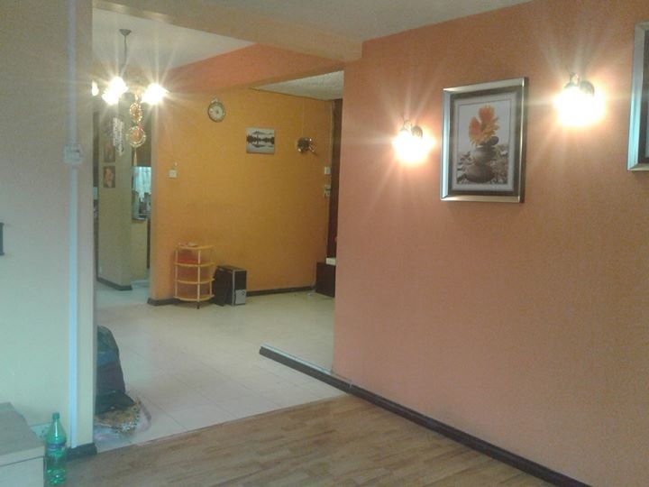 Une Grande maison 2200pc a Poudre dor Hamlet - 1 - House  on Aster Vender