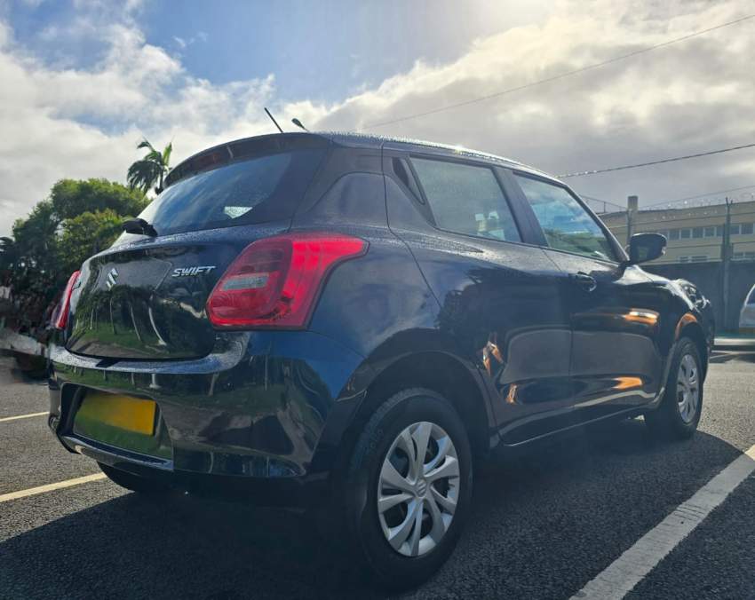 Suzuki Swift Automatic – 2021 - 4 - Compact cars  on Aster Vender
