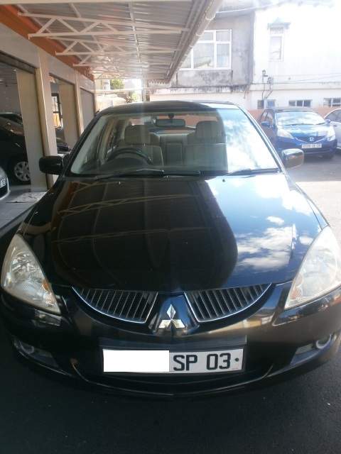 MITSUBISHI LANCER GLX on Aster Vender