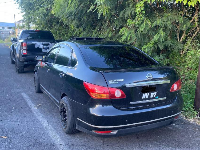 Nissan - 1 - Family Cars  on Aster Vender