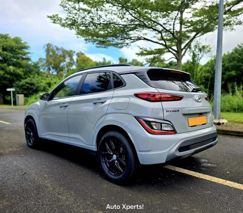 HYUNDAI KONA N-LINE TURBO HYBRID  2023 - 5 - SUV Cars  on Aster Vender