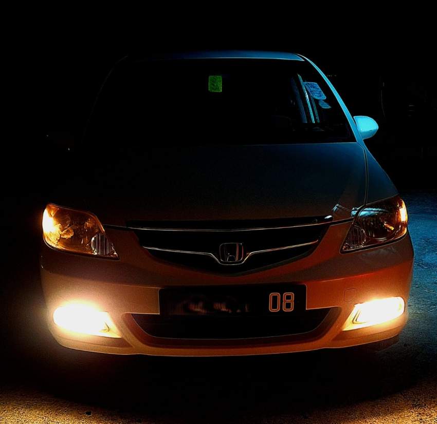 HONDA CITY VTEC - 1 - Family Cars  on Aster Vender