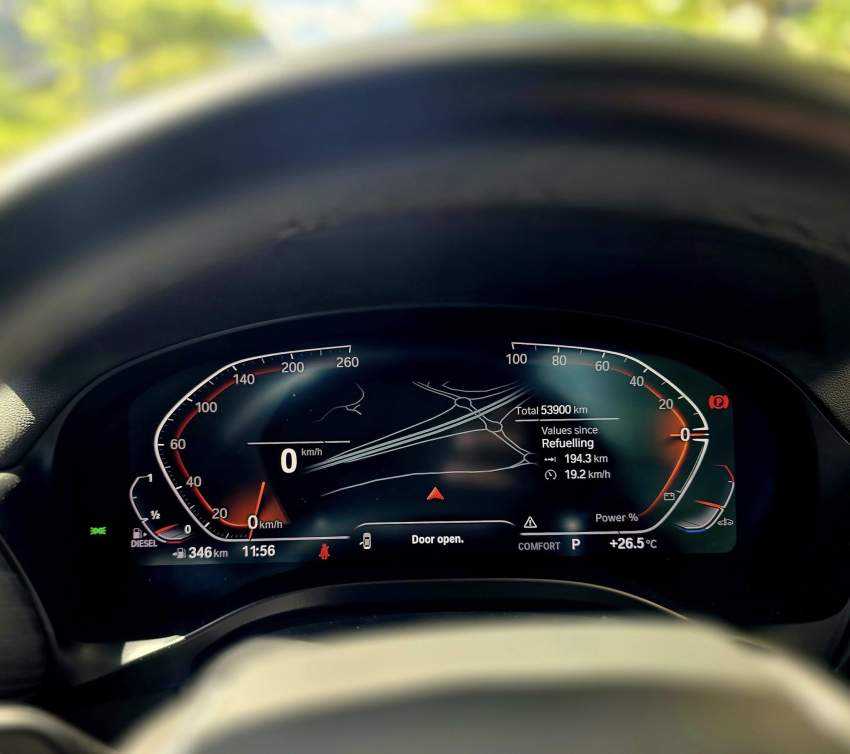 BMW X3 18D 2023 - 10 - SUV Cars  on Aster Vender