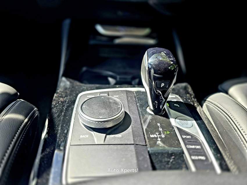 BMW X3 18D 2023 - 9 - SUV Cars  on Aster Vender