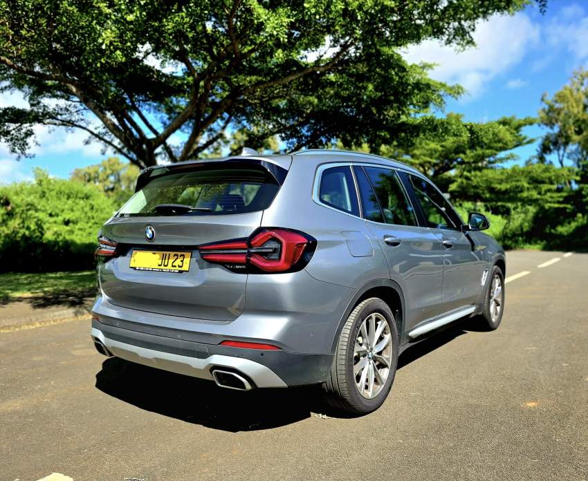 BMW X3 18D 2023 - 4 - SUV Cars  on Aster Vender