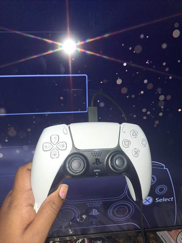 PlayStation 5 avec Manette original - 2 - Other Indoor Sports & Games  on Aster Vender