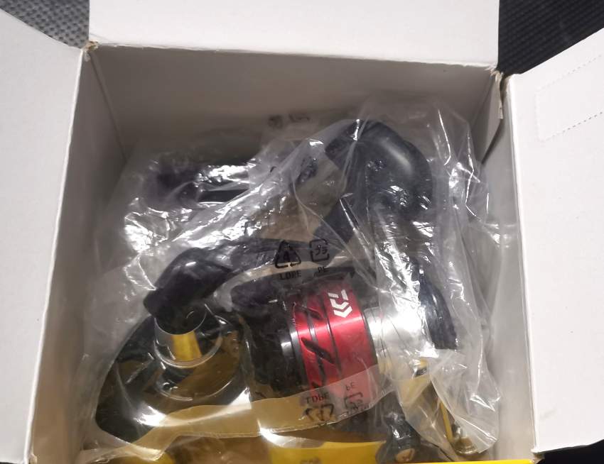 Daiwa sweepfire cs 4000 - 2 - Fishing equipment  on Aster Vender