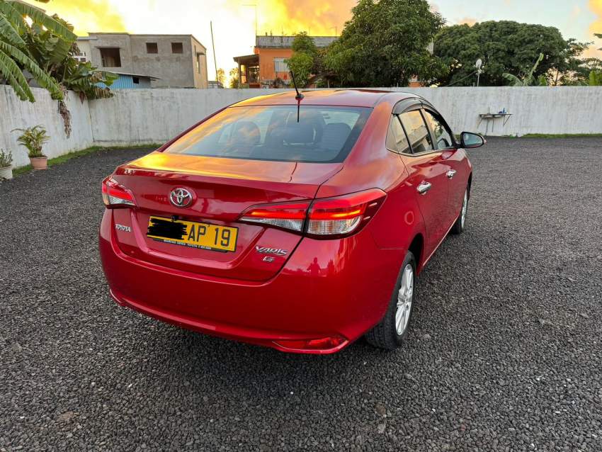 Toyota Yaris G-Edition 2019 - 3 - Family Cars  on Aster Vender
