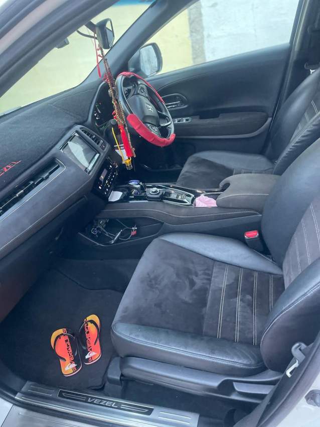 2016 Honda Vezel RS – Hybrid Full Option - 4 - SUV Cars  on Aster Vender