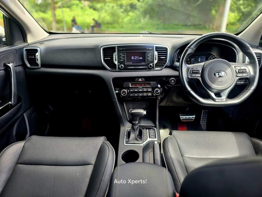 KIA SPORTAGE GT-LINE AWD 2018 - 7 - SUV Cars  on Aster Vender