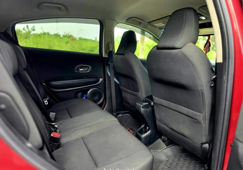 HONDA VEZEL HYBRID FACELIFT 2018 - 6 - Family Cars  on Aster Vender