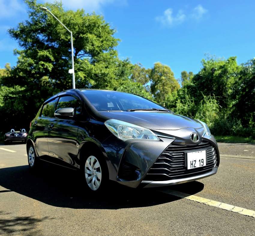 TOYOTA VITZ 2019 - 1 - Compact cars  on Aster Vender
