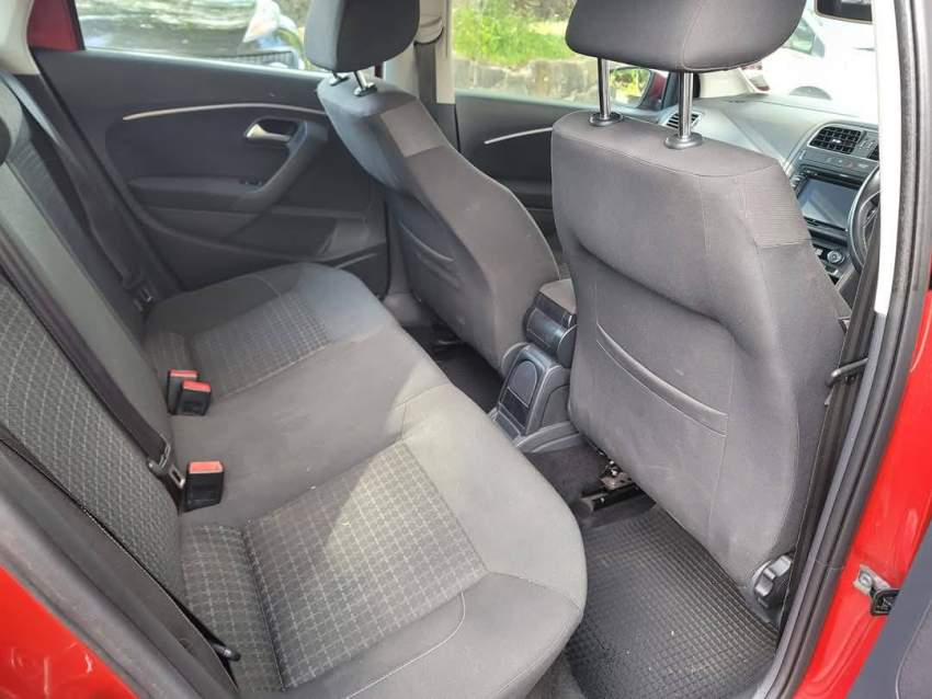 VOLKSWAGEN POLO 1.2 TSi 2014 - 4 - Compact cars  on Aster Vender