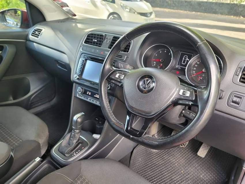 VOLKSWAGEN POLO 1.2 TSi 2014 - 7 - Compact cars  on Aster Vender