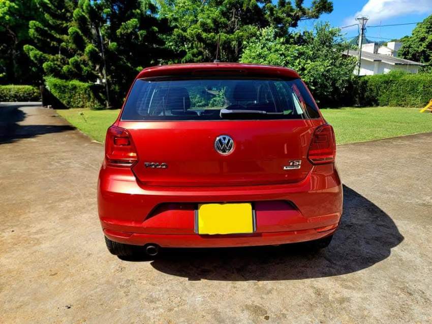 VOLKSWAGEN POLO 1.2 TSi 2014 - 2 - Compact cars  on Aster Vender