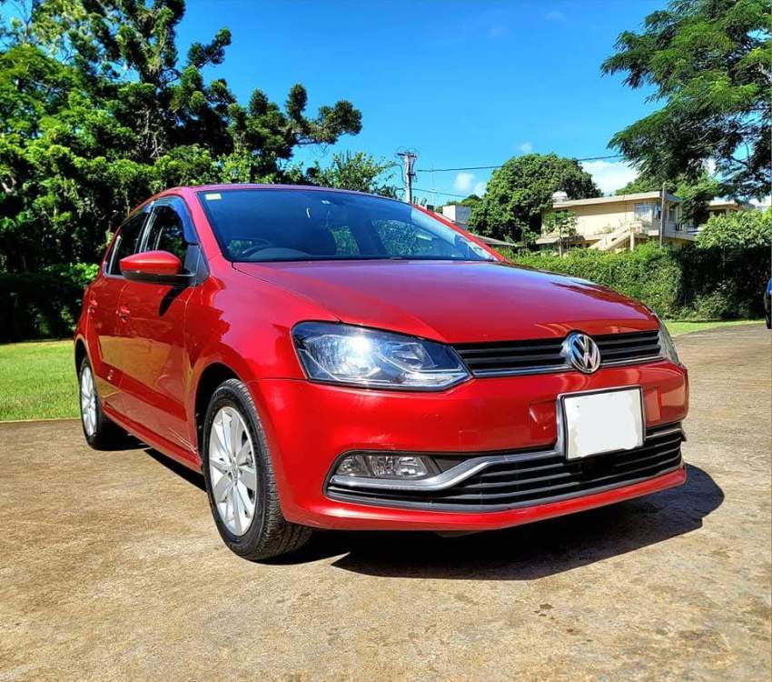 VOLKSWAGEN POLO 1.2 TSi 2014 - 1 - Compact cars  on Aster Vender