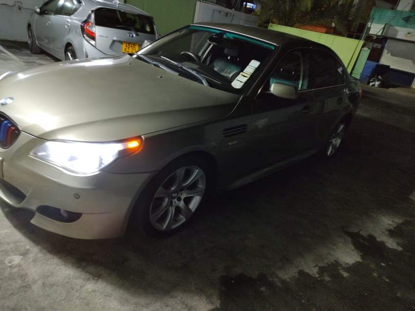 BMW E60 525d 2007 - 1 - Luxury Cars  on Aster Vender