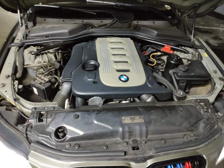 BMW E60 525d 2007 - 3 - Luxury Cars  on Aster Vender